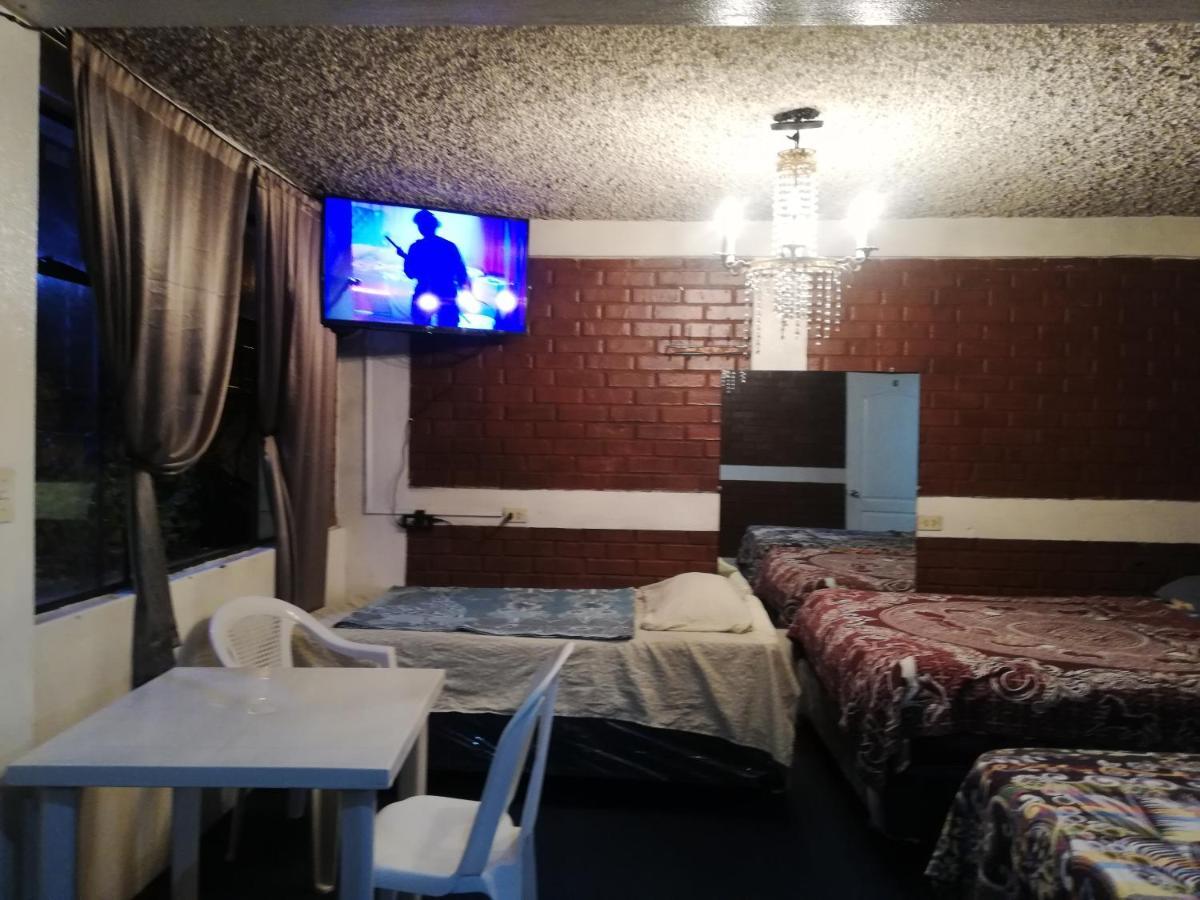 Hotel El Meson Guatemala Kültér fotó