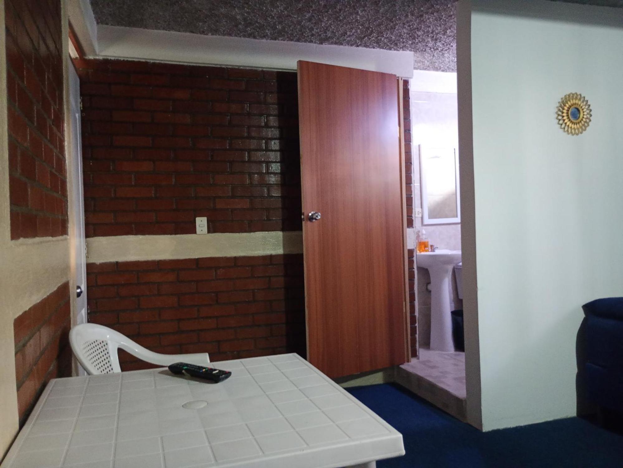 Hotel El Meson Guatemala Kültér fotó